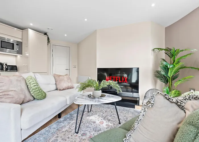 One Bed - - Modern Comfort *