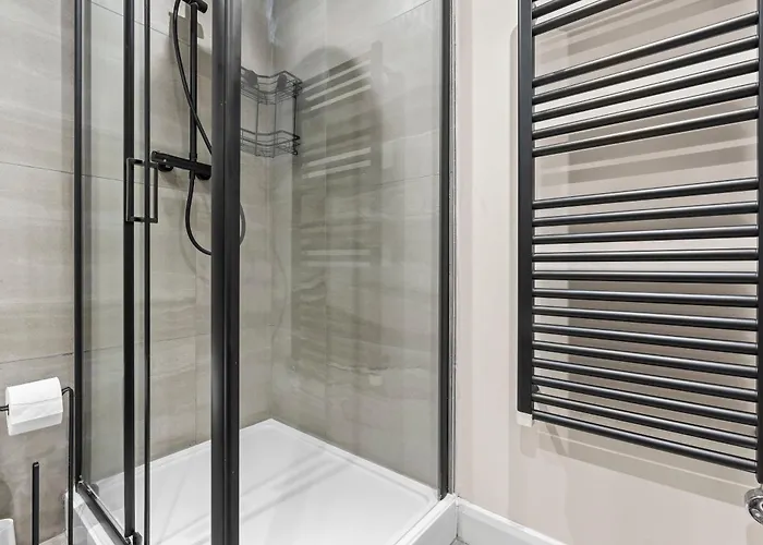 One Bed - - Modern Comfort Appartement