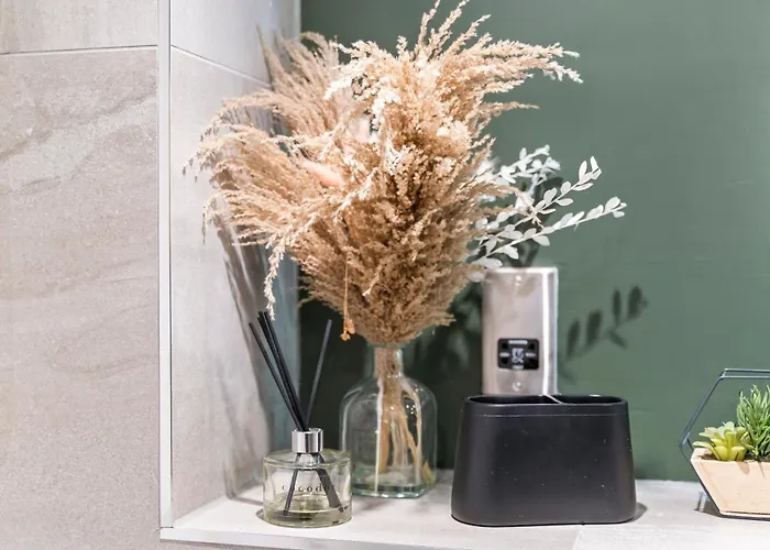 One Bed - - Modern Comfort * Лідс