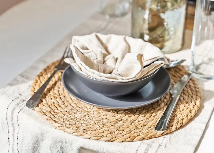 One Bed - - Modern Comfort